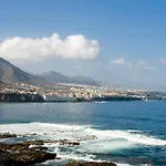 Waves Nest - * Bajamar (La Laguna)