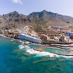 Waves Nest - * Bajamar (La Laguna)