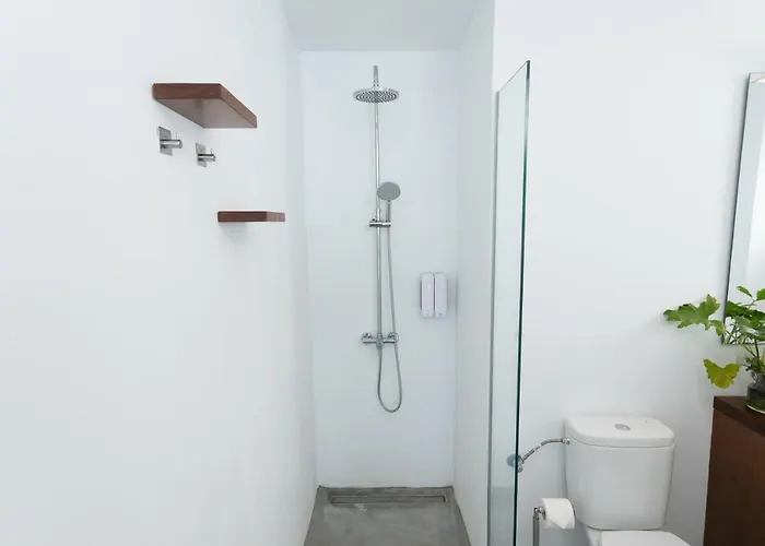 Waves Nest - * Bajamar (La Laguna)